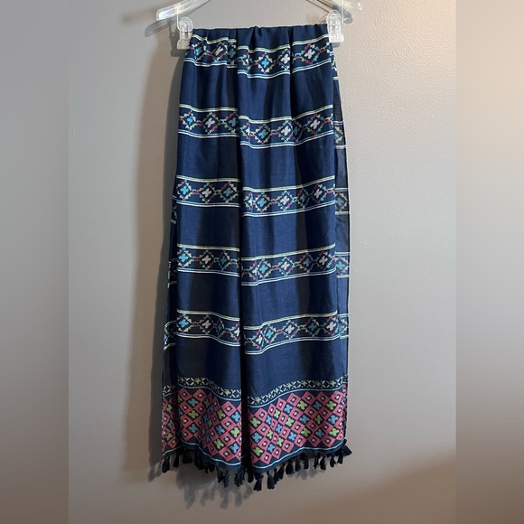 Hollister Accessories - Hollister Navy Tassel Scarf with Geometric Patterns